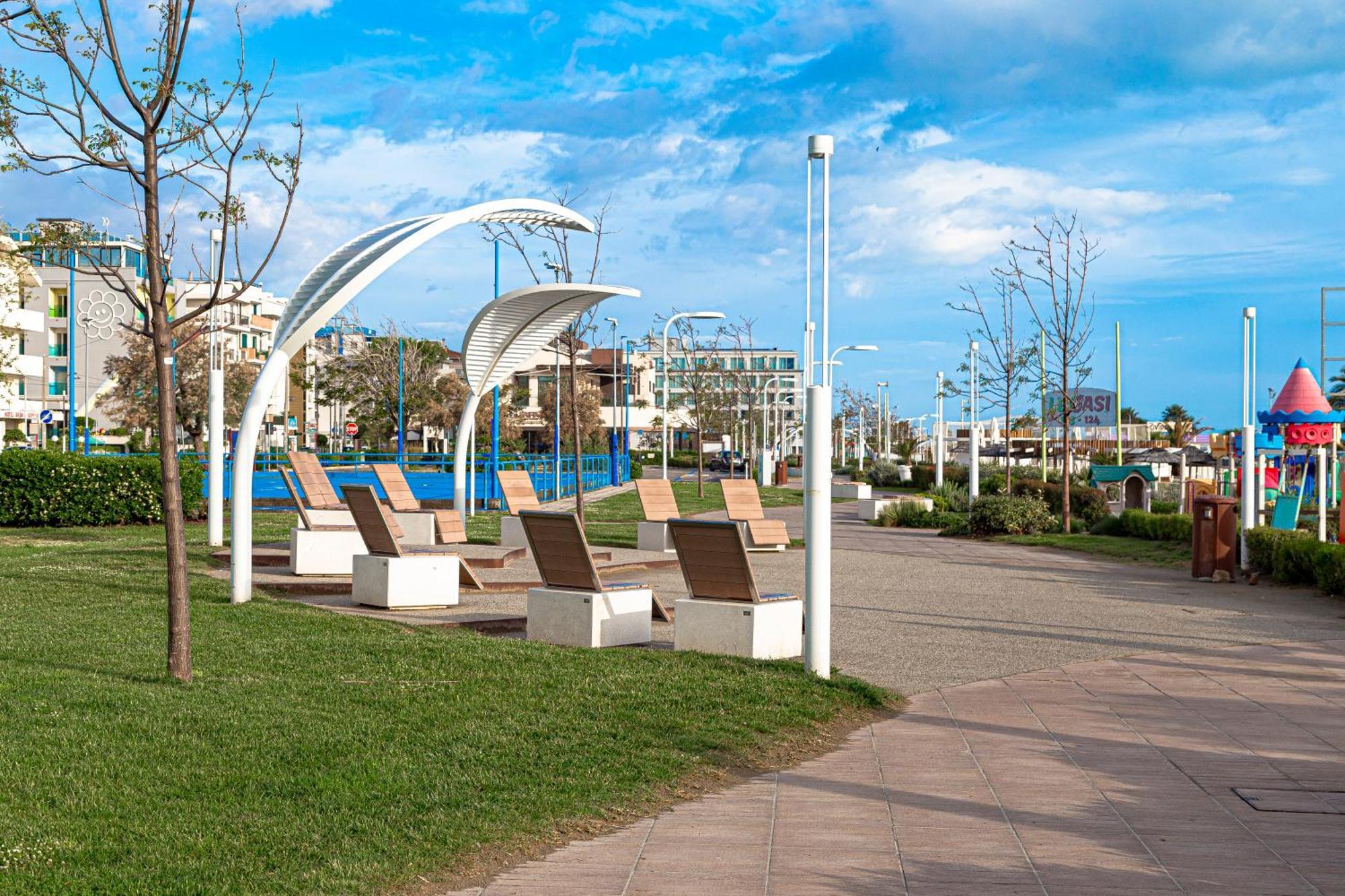 Hotel Avana Fronte Mare Riccione Exteriör bild