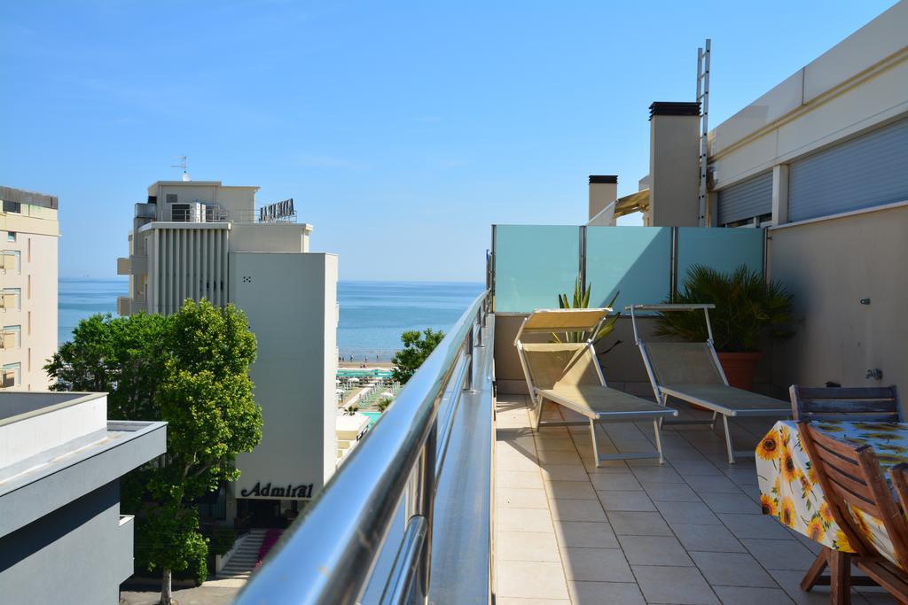 Hotel Avana Fronte Mare Riccione Exteriör bild