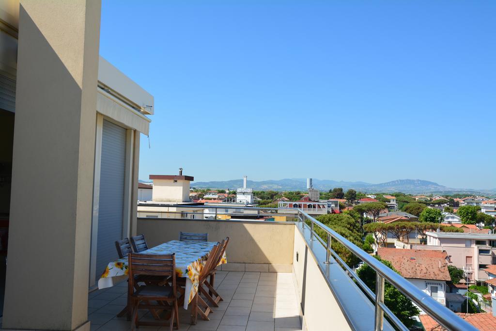 Hotel Avana Fronte Mare Riccione Exteriör bild